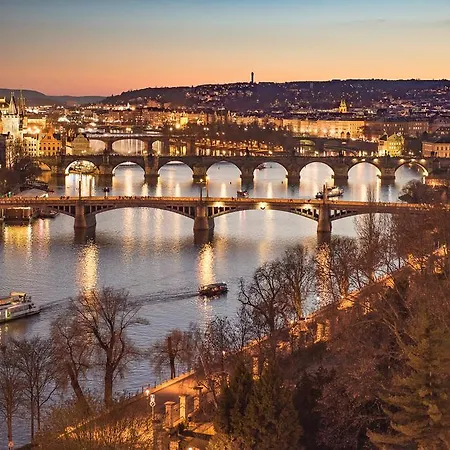 Appartement Gorgeous Flat Amazing Location Walking Dist Castle Praag